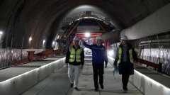 “从去年春节的跑步进场