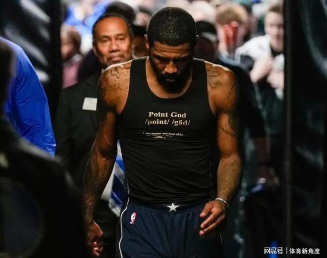 欧文养伤期间活跃现身联合活动 幽默调侃阿德巴