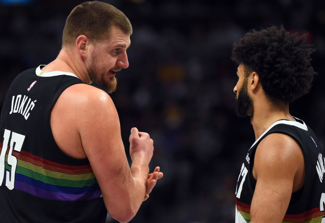 约基奇创历史首现连续两年场均三双 爆发之夜助