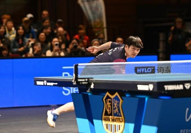 樊振东助萨尔布吕肯力克不莱梅 离队球员告别仪