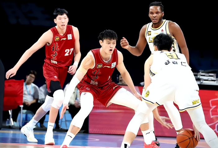 北京首钢外援麦基“闹矛盾”传闻被澄清 球队备